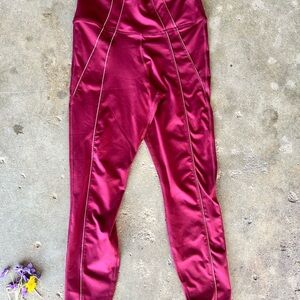 Nike Yoga dri-fit with pin stripes sparkle 💖